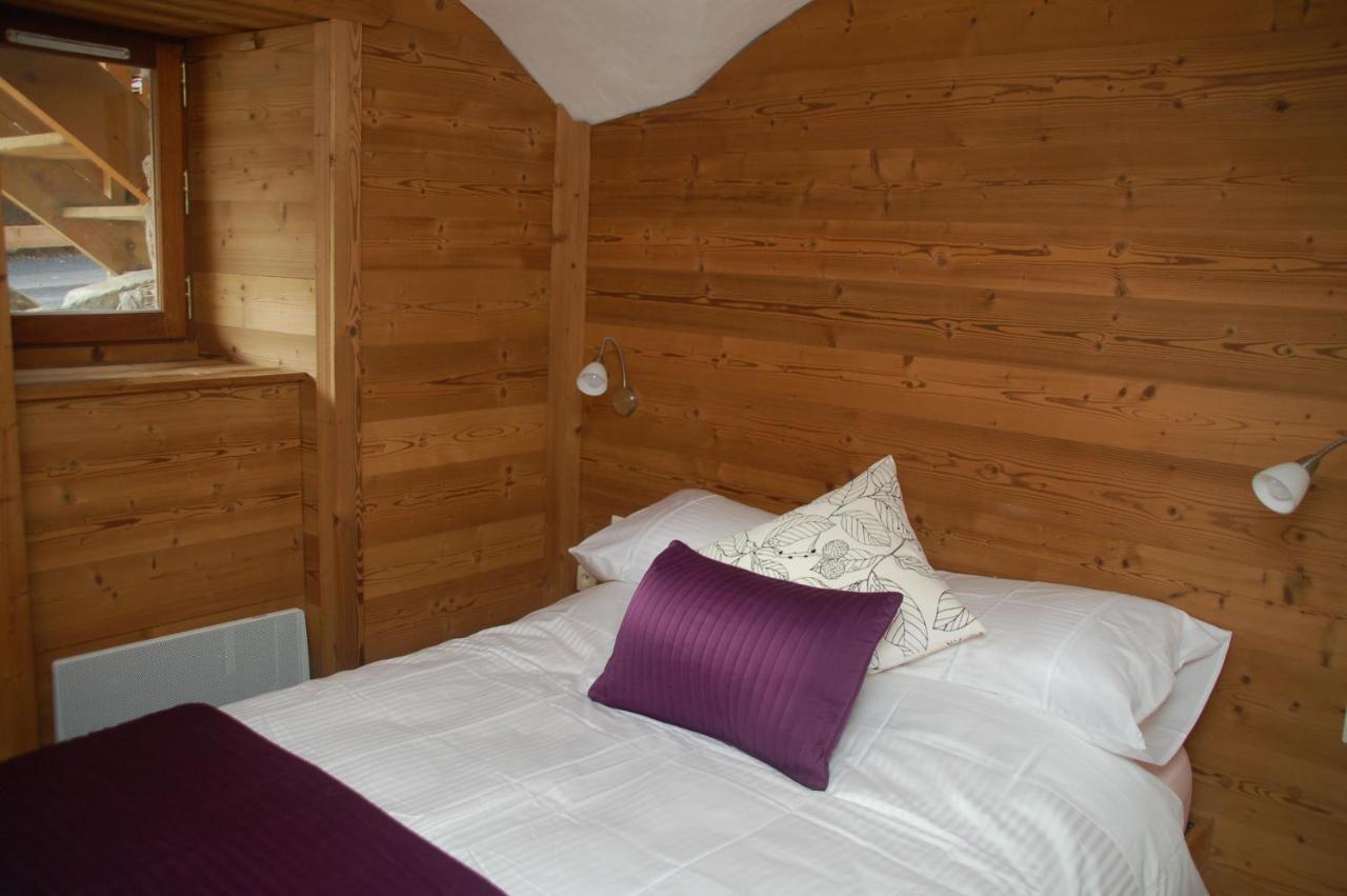 Two Bedroom Apartment La Voute, Chandon Near Meribel - Sleeps 4 Adults Or 2 Adults And 3 Children Les Allues Dış mekan fotoğraf