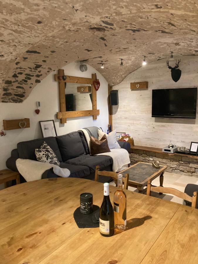 Two Bedroom Apartment La Voute, Chandon Near Meribel - Sleeps 4 Adults Or 2 Adults And 3 Children Les Allues Dış mekan fotoğraf