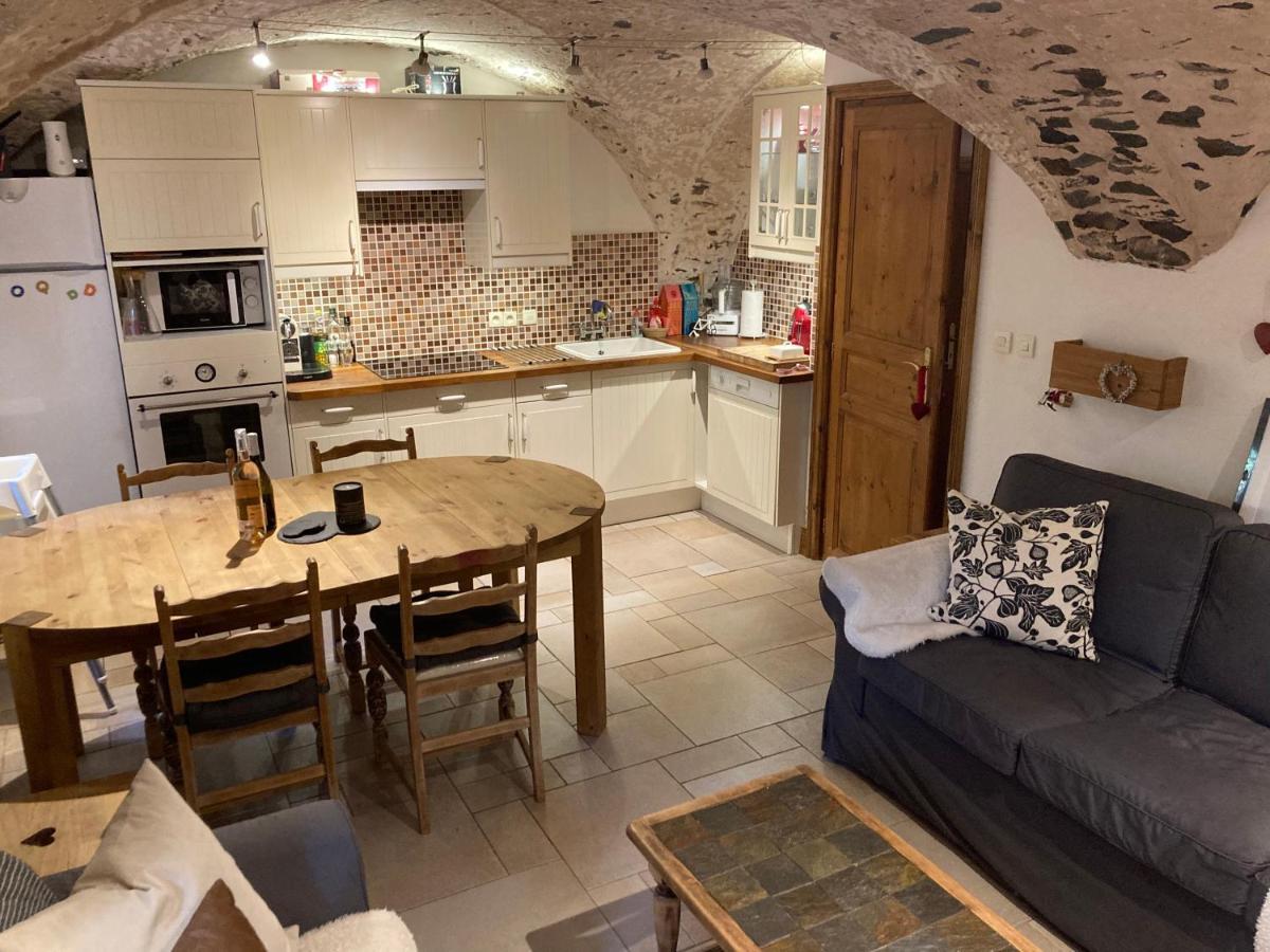 Two Bedroom Apartment La Voute, Chandon Near Meribel - Sleeps 4 Adults Or 2 Adults And 3 Children Les Allues Dış mekan fotoğraf